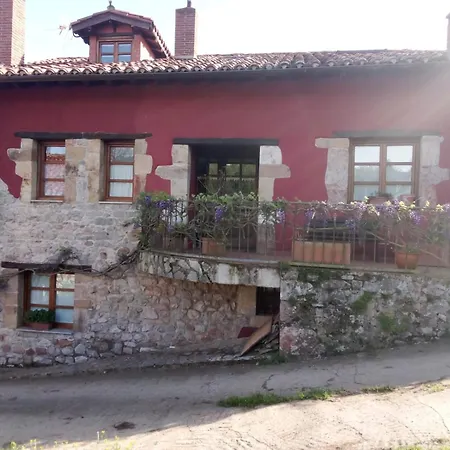 La Portiella Del Llosu * Pandiello