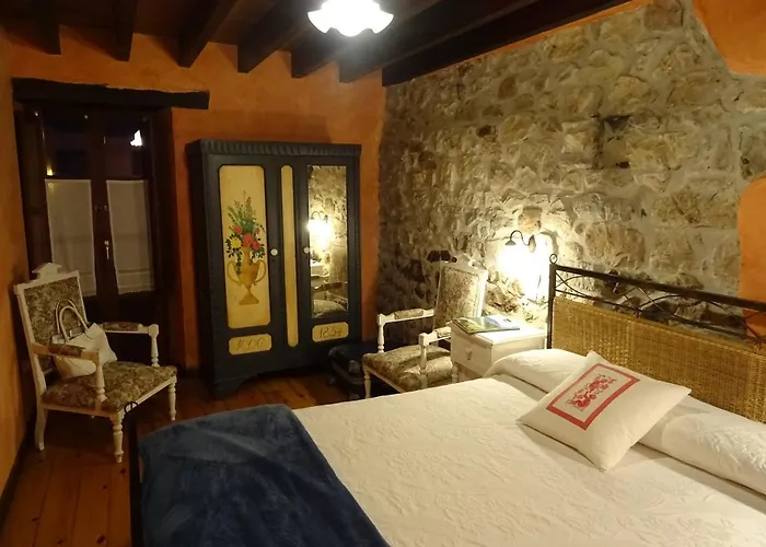 La Portiella Del Llosu * Pandiello