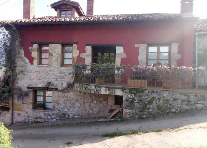 La Portiella Del Llosu * Pandiello